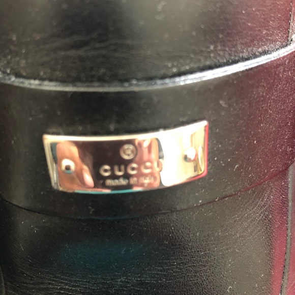 Gucci Men’s Black slip on - Picture 5 of 6